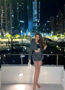 Топ эскорт-сопровождение Ерика