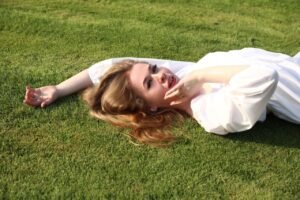 VIP эскорт сопровождение Лана