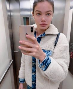 Шикарная эскорт-леди Бонни