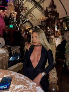 Топ эскортница Москвы Кира