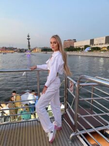 Шикарные эскорт услуги Лиана