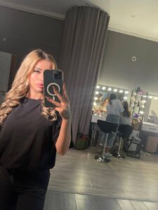 Грациозная эскорт-модель Василиса