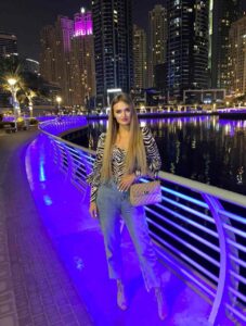 Топовая эскортница Ницоле